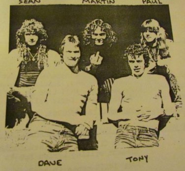 936576_631599783568016_2145930860_n