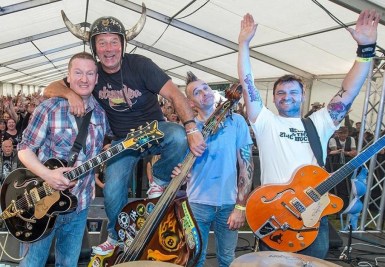 7794Bessie&amp;theZincBuckets