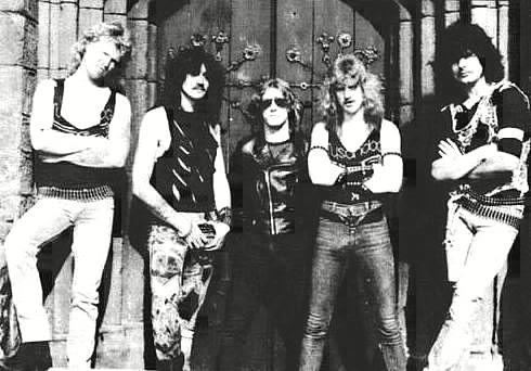 385078_434875906549722_1408484446_n