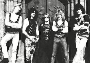 385078_434875906549722_1408484446_n