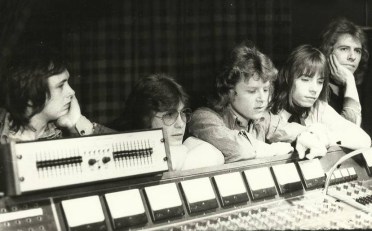 14333563_315324728826261_5632378065568057183_n